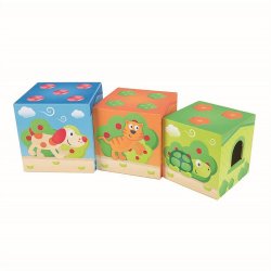 Stableklosser og dyrefigurer i tre